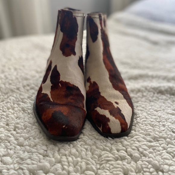 Booties - Picture 4 of 4